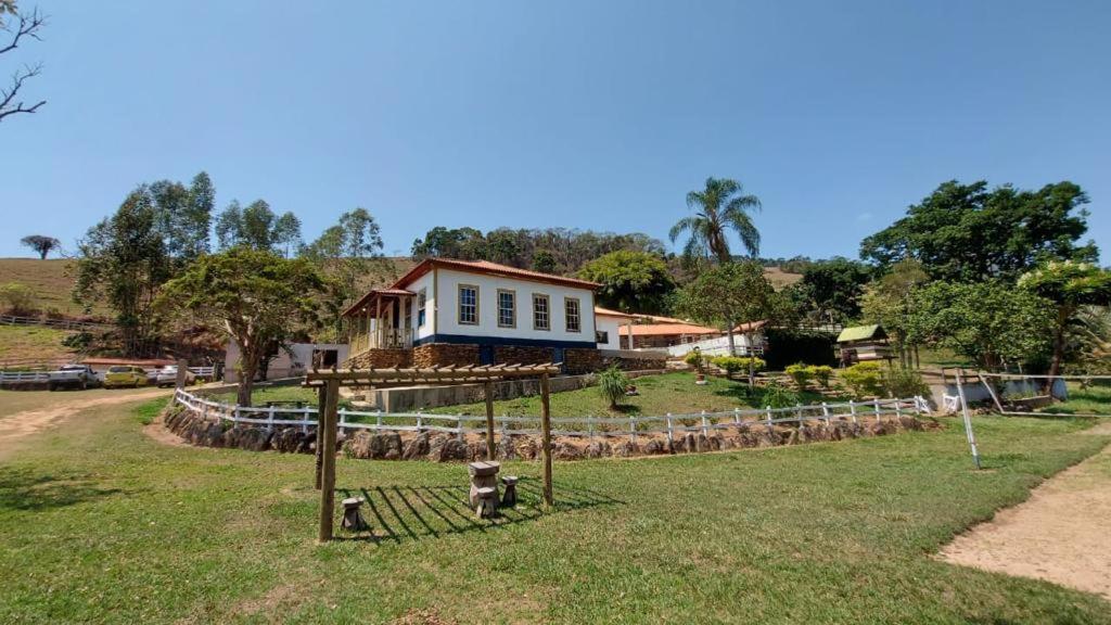 Virgínia Pousada Agua Limpa מראה חיצוני תמונה