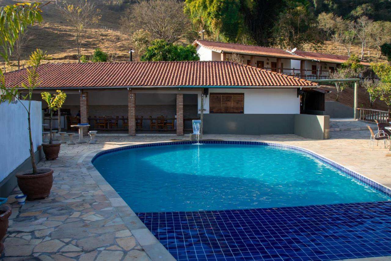 Virgínia Pousada Agua Limpa מראה חיצוני תמונה